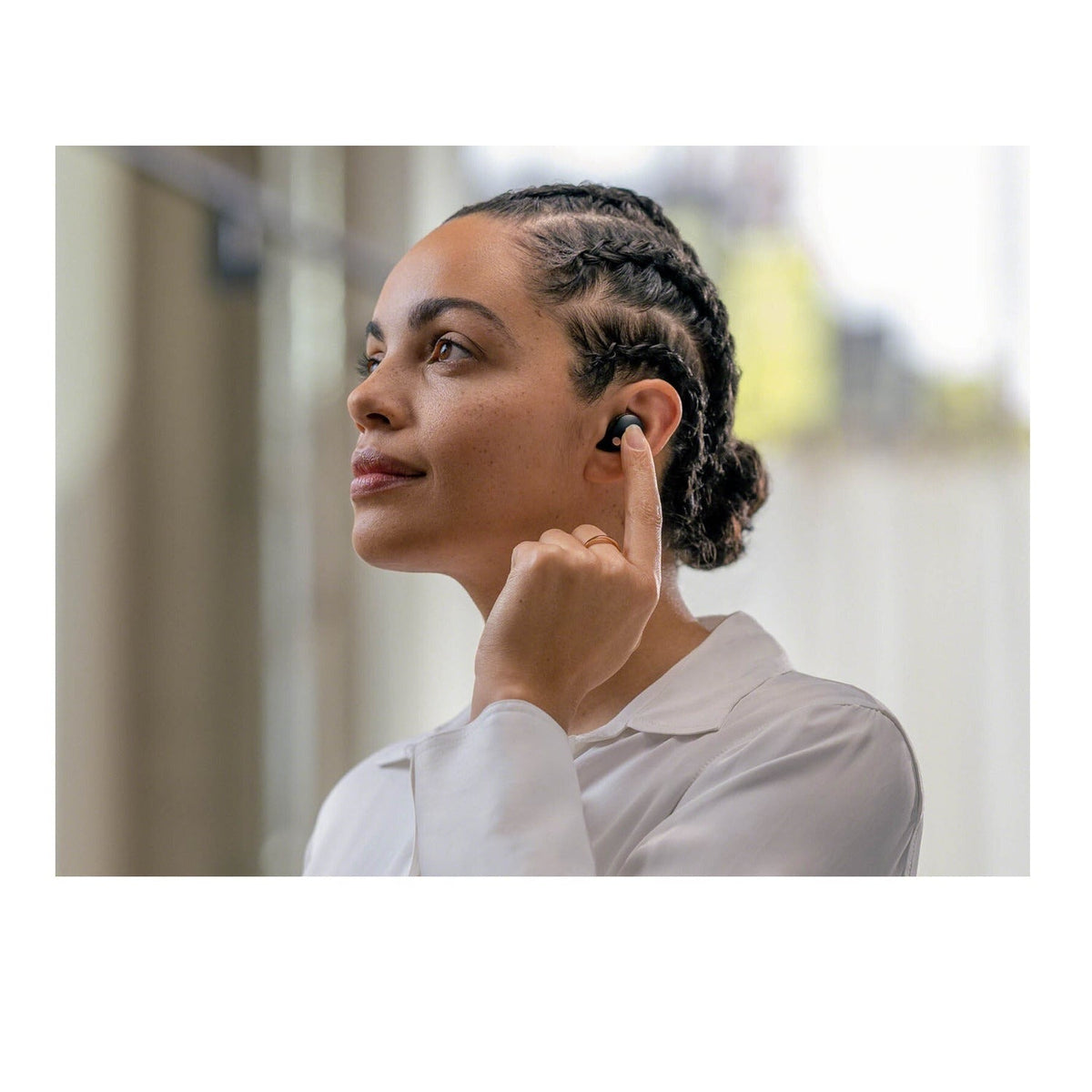 Sony WF-1000XM5 Truly Wireless Noise Canceling Earbuds (Black) Bundle With Earbuds Accessory
