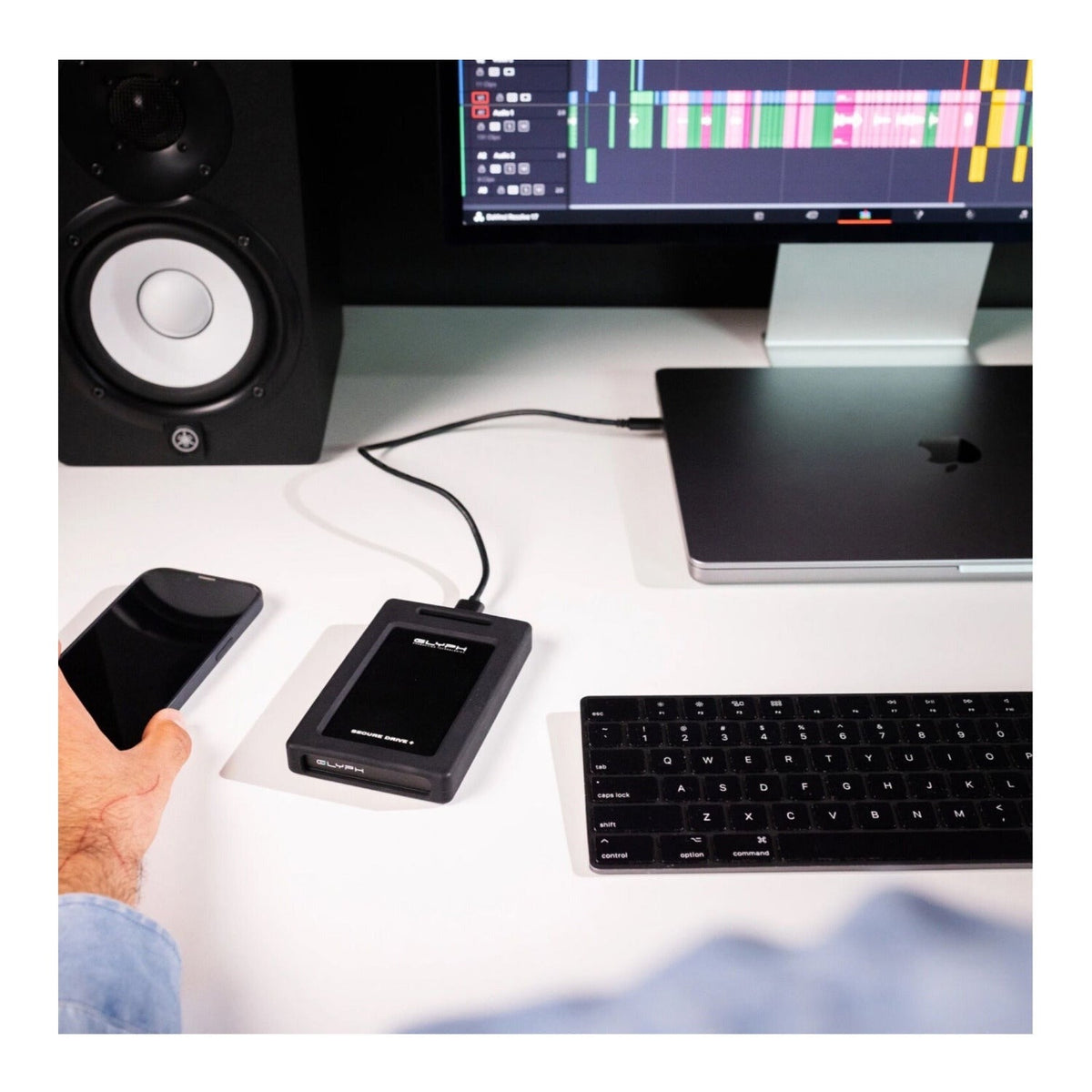 SecureDrive Plus Bluetooth, Bus-powered, USB-Micro B / USB-C